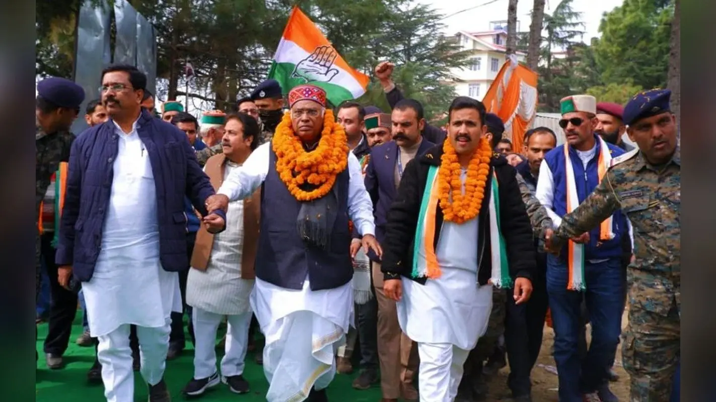 Himachal Election Results: एक फीसदी अधिक वोट पाकर हिमाचल पर कांग्रेस ने किया कब्जा, भाजपा हारी