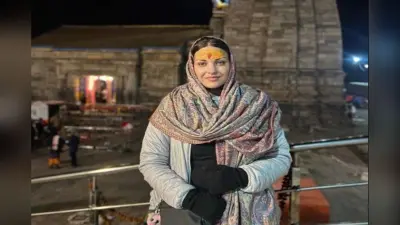 आसिम रियाज संग ब्रेकअप के बाद केदारनाथ पहुंची हिमांशी खुराना, फैंस बोले- मुस्कुराहट के पीछे की उदासी…