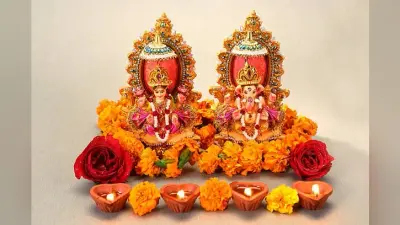दिवाली 2021 : महालक्ष्मी की पूजा के लिए ये हैं विशेष मंत्र, मनोकामना पूर्ति के लिए नियम अनुसार करें जाप
