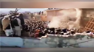 पाकिस्तान में फिर तोड़े गये हिंदू मंदिर, 26 लोग गिरफ्तार