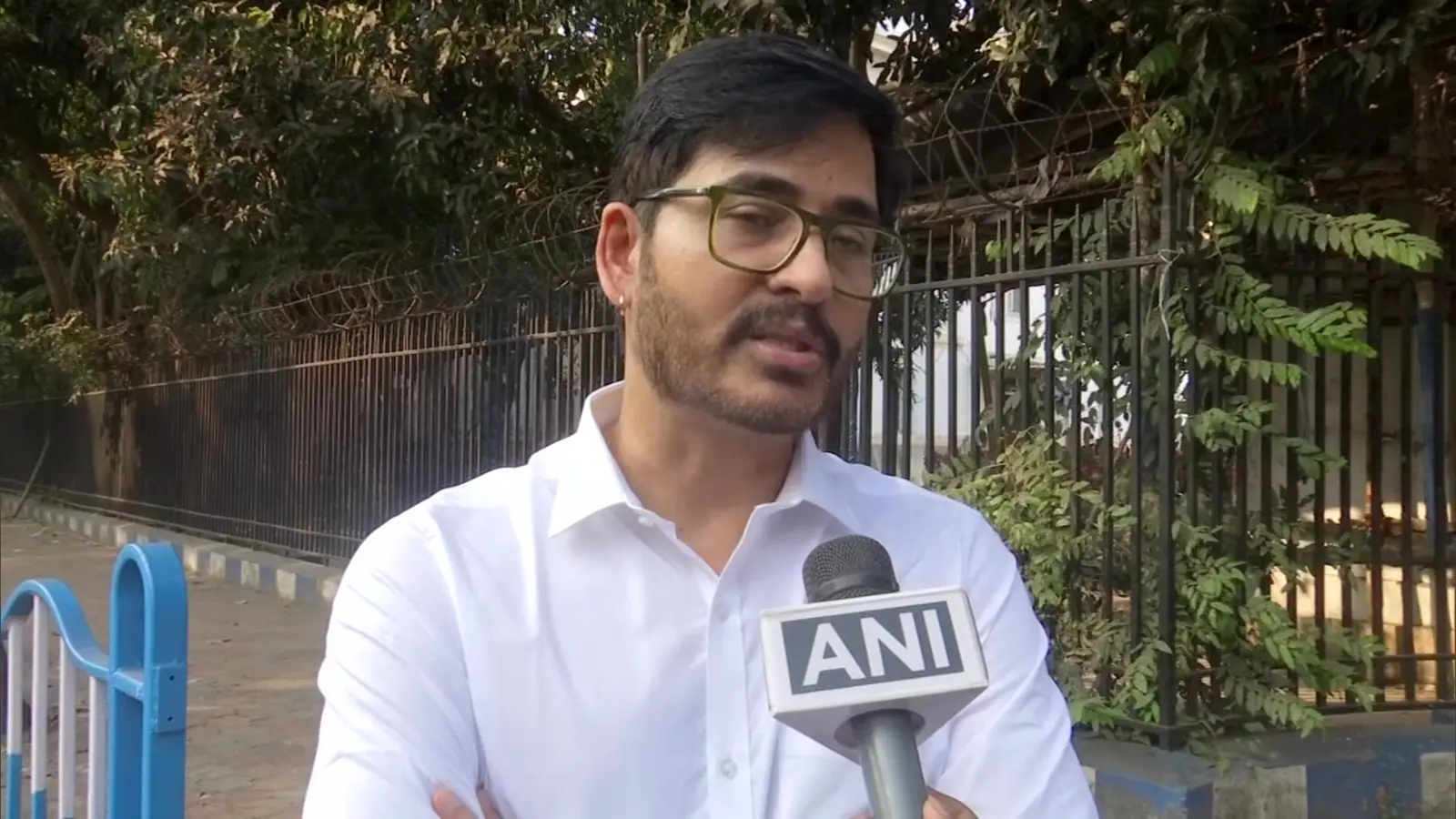 ईमानदार व्यक्ति नहीं उठाएगा TMC का झंडा, तृणमूल कांग्रेस पर भड़की BJP, बोले हिरण चटर्जी- नहीं जाउंगा टीएमसी