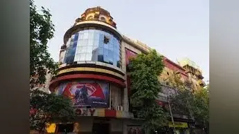 बंद हो गया ऐतिहासिक रॉक्सी सिनेमा हॉल