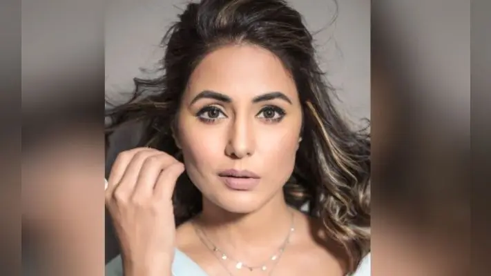 ट्रांसपेरेंट ड्रेस में हिना खान का दिखा हॉट अंदाज, बार-बार देखी जा रही नागिन एक्ट्रेस की ये बोल्ड तसवीर
