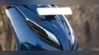 Fancy Number Plate का नहीं देखा होगा ऐसा जुनून, एक लाख की स्कूटी का नंबर प्लेट 1 करोड़ का