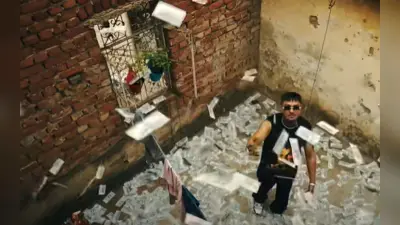 Honey Singh: हनी सिंह ने सड़कों पर घूम-घूमकर लुटाए पैसे, यकीन ना हो तो देखें ये वायरल वीडियो