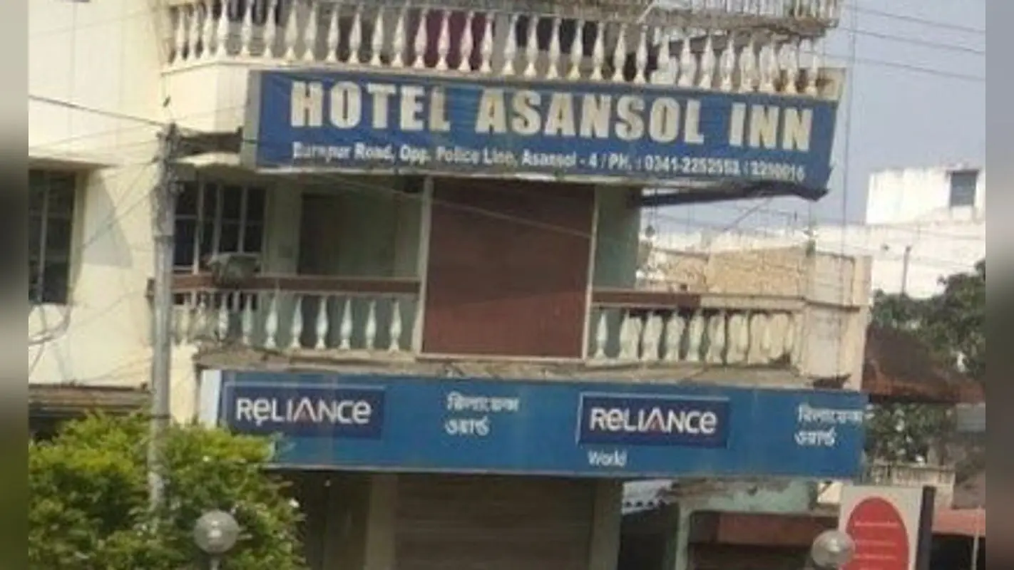 बंगाल में होम आइसोलेशन में भी शुरू हुआ संक्रमितों का इलाज, जारी किया 24×7 हेल्पलाइन नंबर