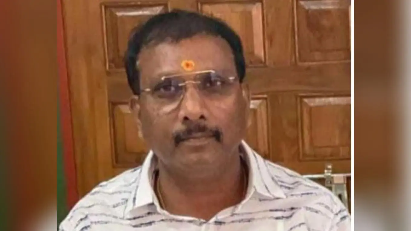 Jharkhand Crime News : कोरोना गाइडलाइंस उल्लंघन मामले में आजसू पार्टी के नेता हरेलाल महतो पश्चिम बंगाल से गिरफ्तार
