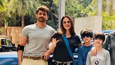 बेटे रिदान के बर्थडे पर एक्स वाइफ सुजैन खान के साथ दिखे ऋतिक रोशन, फैंस बोले- फैमिली हो तो ऐसी