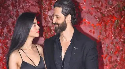 Hrithik Roshan अपनी रूमर्ड GF सबा आजाद के साथ निकले लॉन्ग ड्राइव पर, फैंस को आई ZNMD की याद