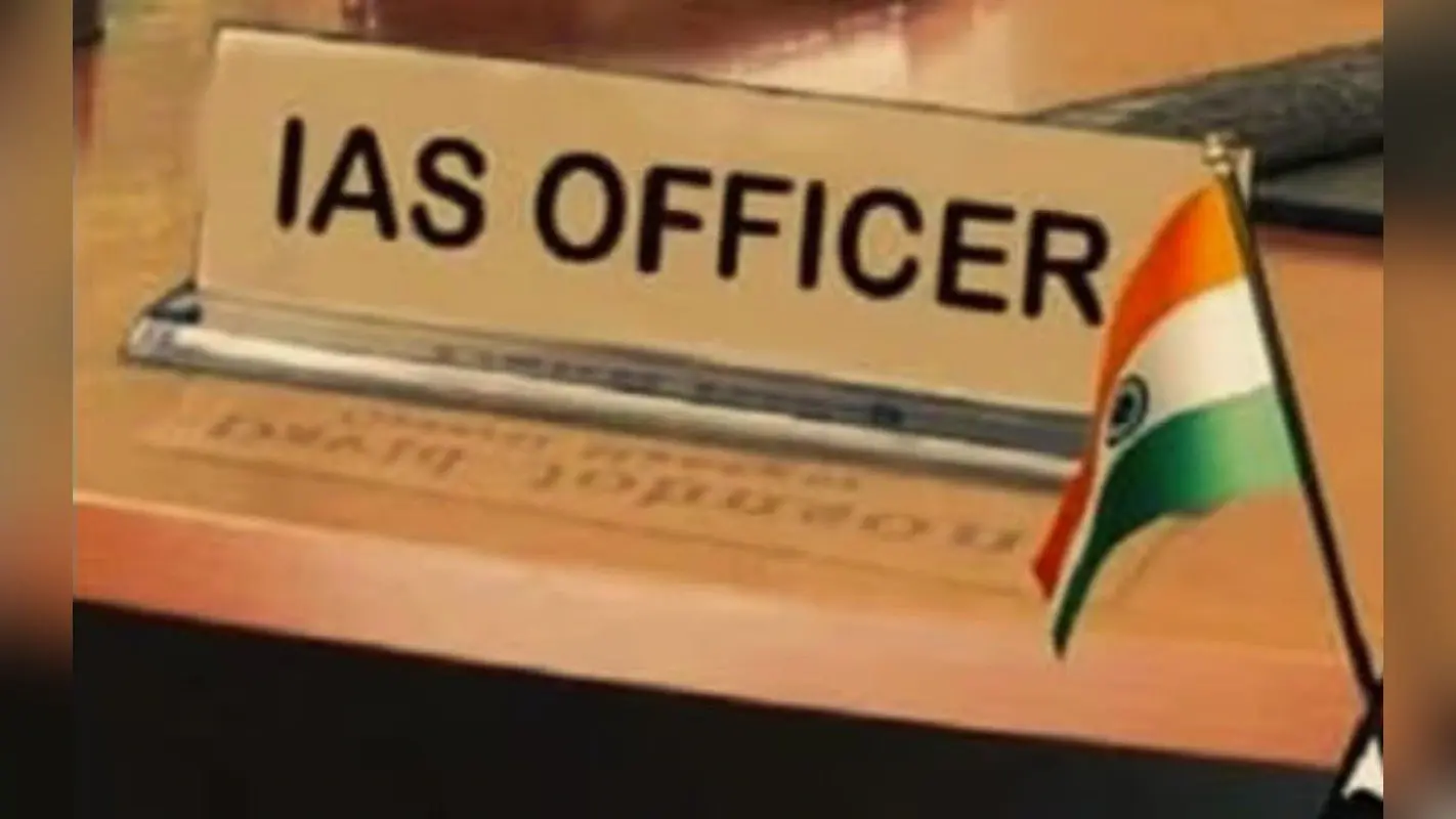 IAS रिग्जियान सैंफिल ने मांगा वीआरएस, 2003 बैच के हैं अधिकारी, कई अफसर ले चुके हैं स्वैच्छिक सेवानिवृत्ति