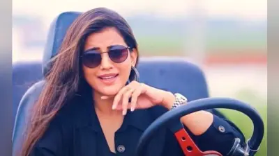 अक्षरा सिंह के सॉन्ग ‘ईधर आने का नहीं’ ने मचाया धमाल, VIDEO को मिले इतने करोड़ व्यूज
