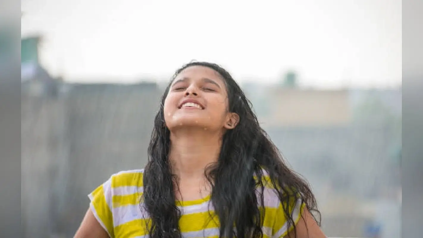 याद है मुझे बचपन का जमाना, नाचना गाना, बारिश में नहाना…