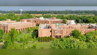 IIM Lucknow : कैम्पस सेलेक्शन में एक से साढ़े तीन लाख रुपये मासिक वेतन पर दी गई नौकरी