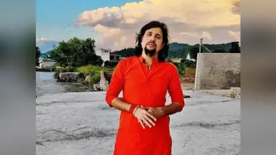 Prayagraj: नैनी जेल के हाई सिक्योरिटी बैरक से हटाए गए आनंद गिरि, जम्मू कश्मीर लाए गए 44 आंतकी बने कारण