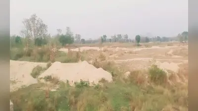 NGT के आदेश की उड़ रही धज्जियां, चतरा में नदियों से बालू का अवैध उठाव जारी