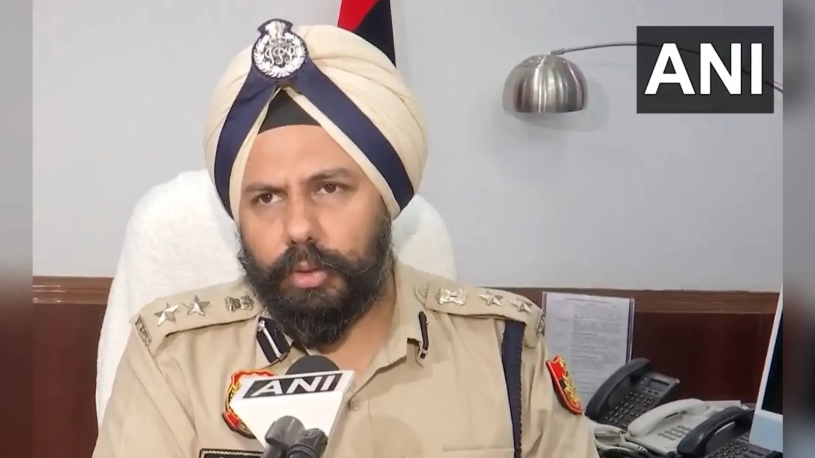 हिरासत में बाल एवं महिला विभाग के डिप्टी डायरेक्टर, अधिकारी पर नाबालिग से दुष्कर्म का है आरोप