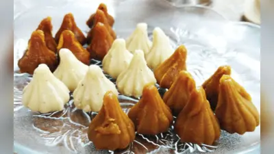 Ganesh Chaturthi Modak: इस गणेश चतुर्थी घर पर बनाएं ये 5 तरह के मोदक, इनमें से एक है बप्पा को बहुत प्रिय