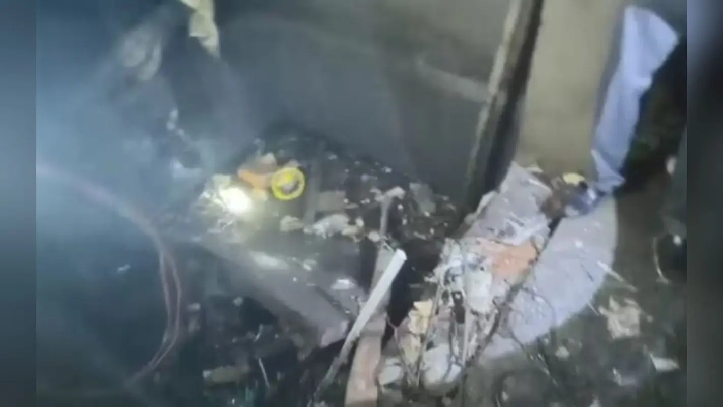 Maharashtra Lift Collapse: मृतकों की संख्या बढ़कर हुई सात, पुलिस कारण पता करने में जुटी