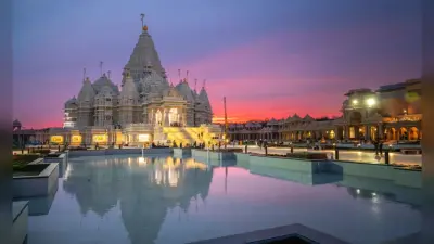 PHOTOS: ऐसा है अमेरिका के अक्षरधाम मंदिर का नजारा, न्यू जर्सी में है सबसे बड़ा हिंदू मंदिर