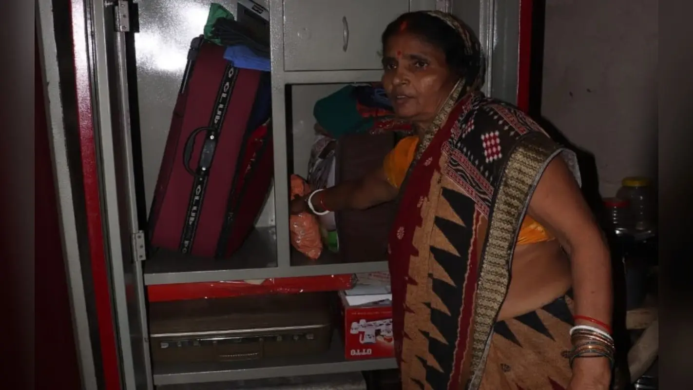 जमशेदपुर : महिला के हाथ-पैर बांधकर तीन अपराधियों ने लूटे जेवरात और नकद, शोर करने पर की मारपीट