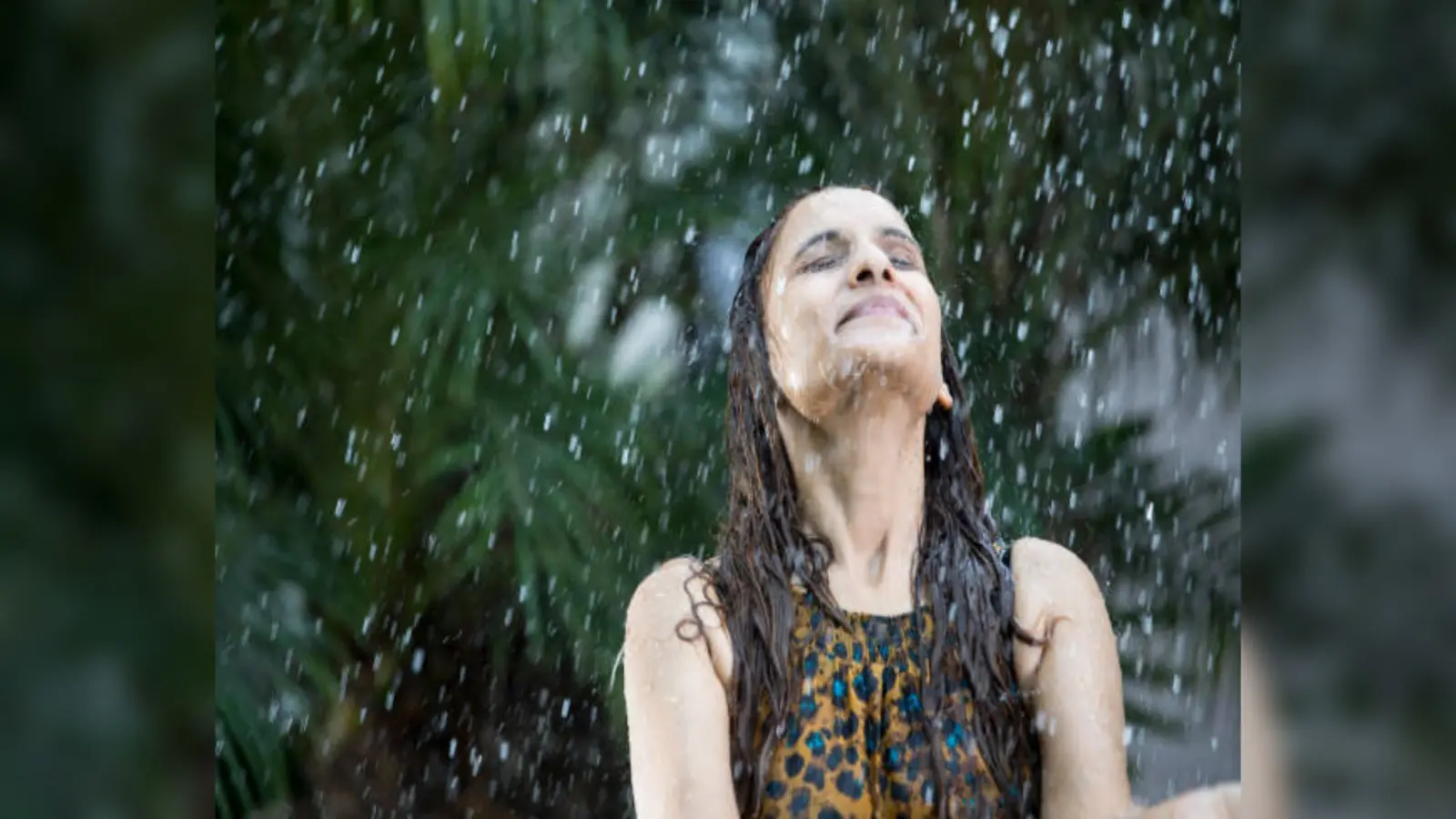 Monsoon Eye Care Tips: आंखों की हेल्थ ना करें इग्नोर, इंफेक्शन से बचाने के ये हैं बेहद आसान टिप्स
