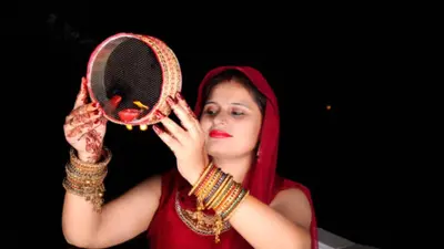 Karwa Chauth 2023: सुहाग का पर्व करवा चौथ कल, सर्वार्थ सिद्धि योग में सुहागिन रखेंगी व्रत, यहां जानें सबकुछ