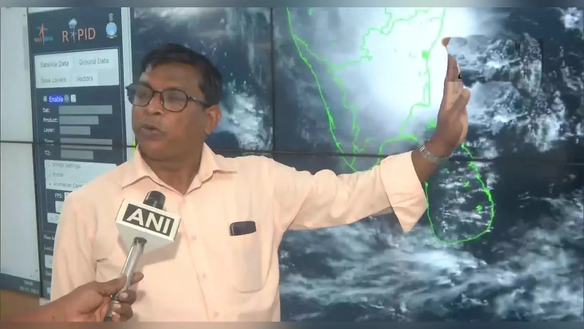Weather News : तमिलनाडु और कर्नाटक के तटीय इलाकों में भारी बारिश की संभावना, रेड अलर्ट जारी