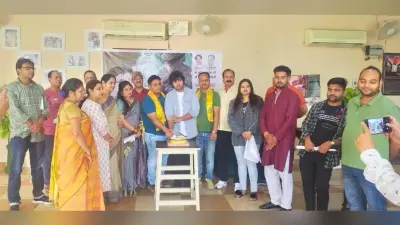 अलीगढ़ के आयुष सक्सेना का आया नया म्यूजिक एल्बम ‘तू क्या जाने’, पढ़ें पूरी खबर…