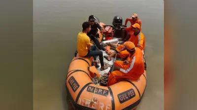 Varanasi News: मुगलसराय से काशी घूमने आए दो छात्र गंगा में डूबे, कई घंटे बाद शव बरामद