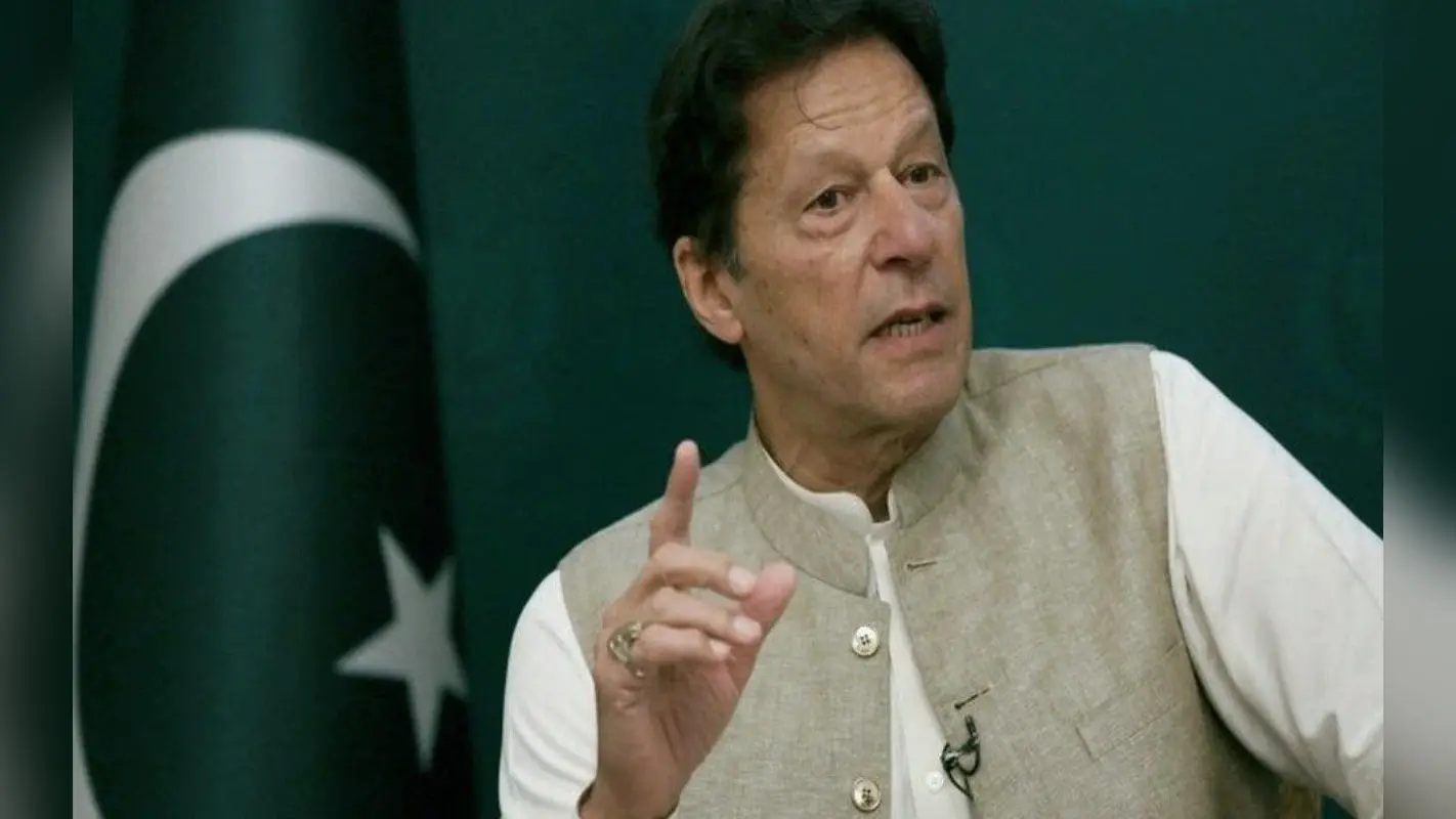 Pakistan: इमरान खान ने दी चेतावनी, कहा- तबाही की ओर बढ़ रहा पाकिस्तान, विभाजन होने की है संभावना