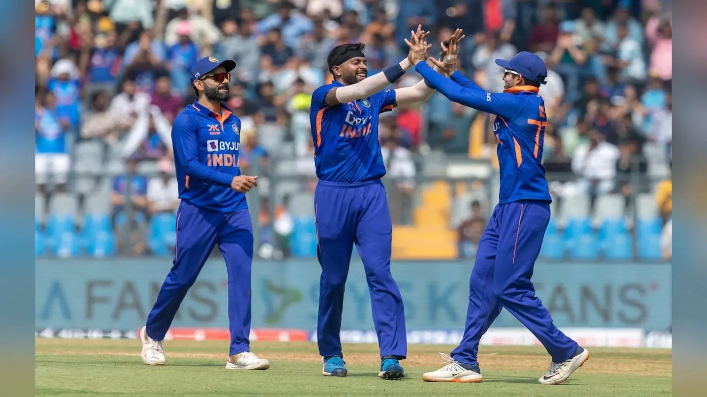 IND vs AUS Live Streaming: आज विशाखापत्तनम में होगा दूसरा वनडे मुकाबला, जानें कब और कहां देखें लाइव