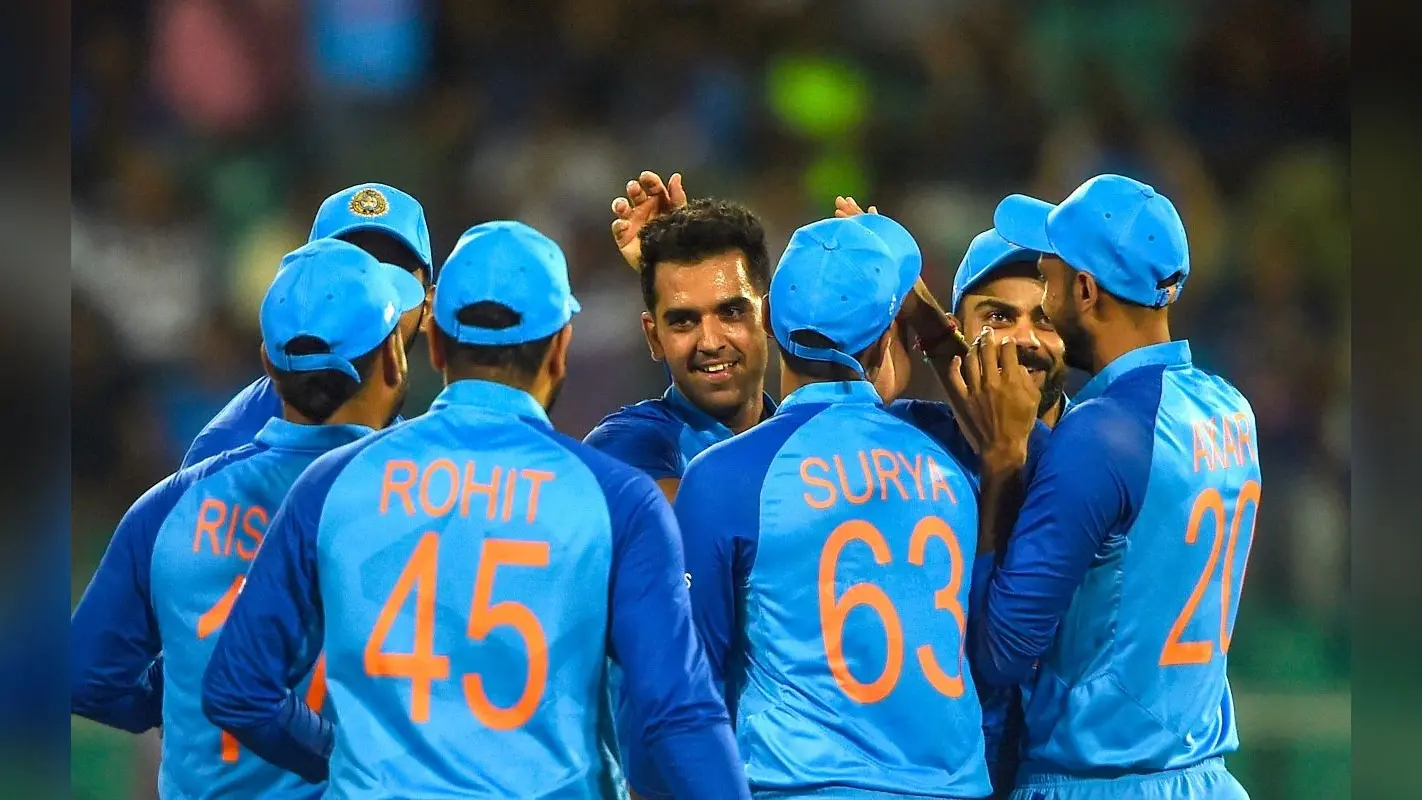 IND vs SA: चोट के कारण बाहर हो सकते हैं दीपक चाहर, शाहबाज को डेब्यू का मौका, जानें कैसी होगी प्लेइंग XI