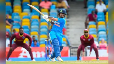 IND vs WI: तीसरे टी20 मुकाबले में ईशान किशन की जगह इस खिलाड़ी को मिले मौका, पूर्व भारतीय दिग्गज ने की मांग