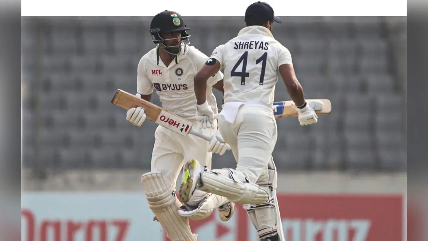 ICC Test Rankings: अश्विन और अय्यर ने टेस्ट रैंकिंग में लगायी लंबी छलांग, कोहली को दो स्थान का नुकसान