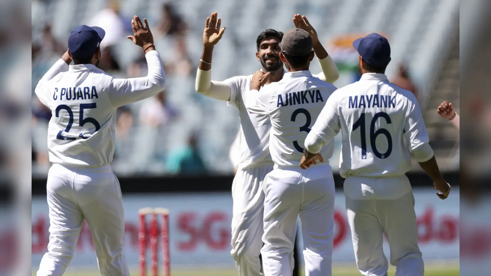 India vs Australia 1st Test: अश्विन ने ऑस्ट्रेलिया को कर दिया चारों खाने चित, बुमराह-यादव का भी कमाल