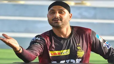 Ind vs NZ: एजाज पटेल के लिए रविचंद्रन अश्विन ने ट्विटर पर छेड़ी जंग, एक ट्वीट से बदल गयी कीवी स्पिनर की जिंदगी
