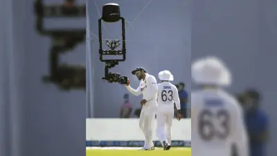 Ind vs NZ: रविचंद्रन अश्विन ने टेस्ट में जमाया फास्टेस्ट ट्रिपल सेंचुरी, 9वीं बार चुने गये मैन ऑफ दी सीरीज