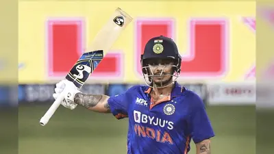 Ishan Kishan Health Updates: ईशान किशन अस्पताल में भर्ती, हेलमेट पर लगी थी बाउंसर, जानें कैसी है हालत