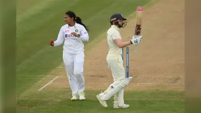 India Women vs England Women 2021 : भारत के खिलाफ इंग्लैंड मजबूत स्थिति में, कप्तान नर्वस नाइंटी की शिकार