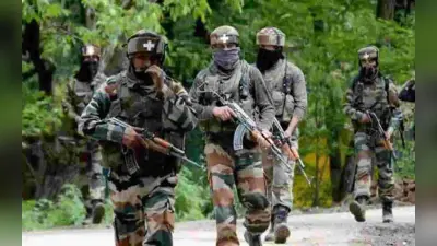 Jammu-Kashmir: आतंकियों ने उड़ाया घर, की अंधाधुंध फायरिंग, फारूक अब्दुल्ला और महबूबा मुफ्ती ने कही यह बात