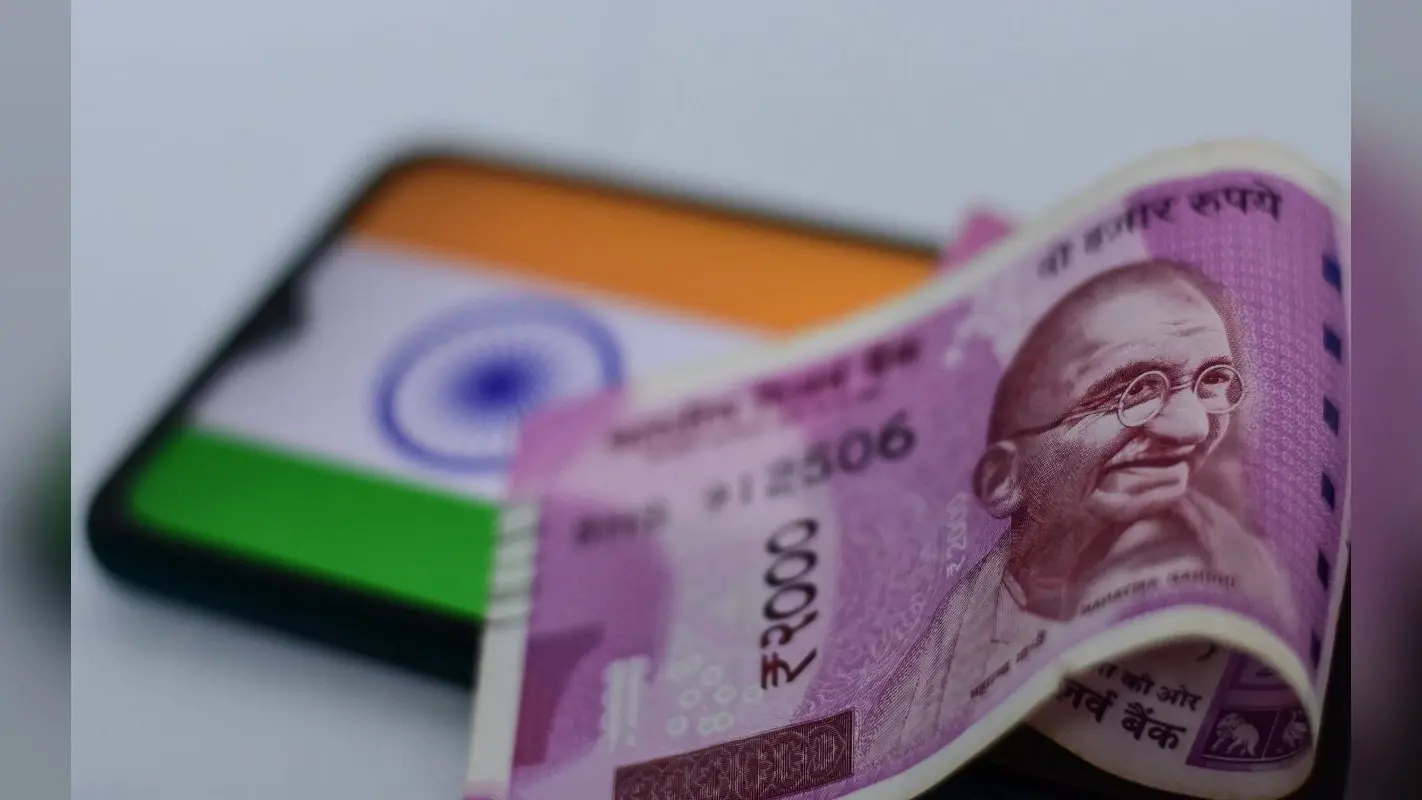 कहां छपते है बैंकनोट, नोटों पर कब छपी गांधी जी की तस्वीर? जानिए भारतीय करेंसी से जुड़ी 10 रोचक बातें