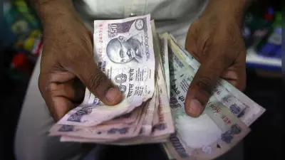 डेंटल चेयर और मोबाइल डेंटल वैन की खरीद में भारी गड़बड़ी : 55 लाख की वैन, 1.65 करोड़ भुगतान