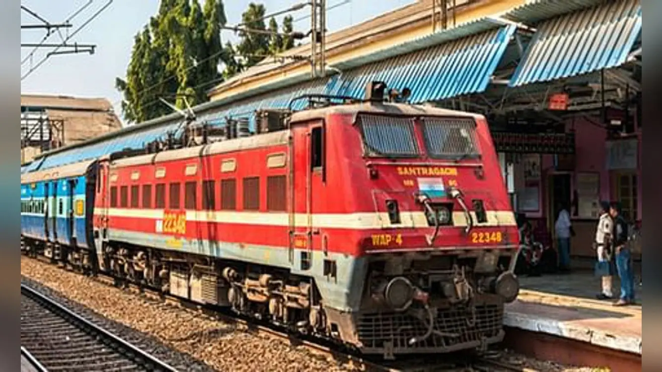 Indian Rail : बरेली से लालकुआं, कासगंज और पीलीभीत के बीच आज चलेगी उर्स स्पेशल ट्रेन, जानें स्टॉपेज…