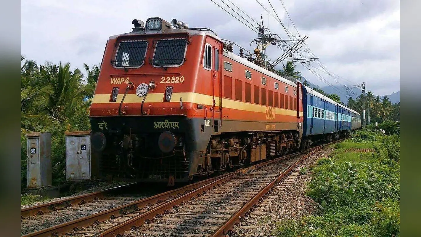 Special Train: दिवाली-छठ की ‘सौगात’, पटना व गया से आनंद विहार के बीच चलेंगी तीन जोड़ी पूजा स्पेशल ट्रेनें…