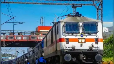 Indian Railways Special Train List: यात्रियों के लिए खुशखबरी, कई स्पेशल ट्रेन चलाने का रेलवे का ऐलान, देखें पूरी लिस्ट…