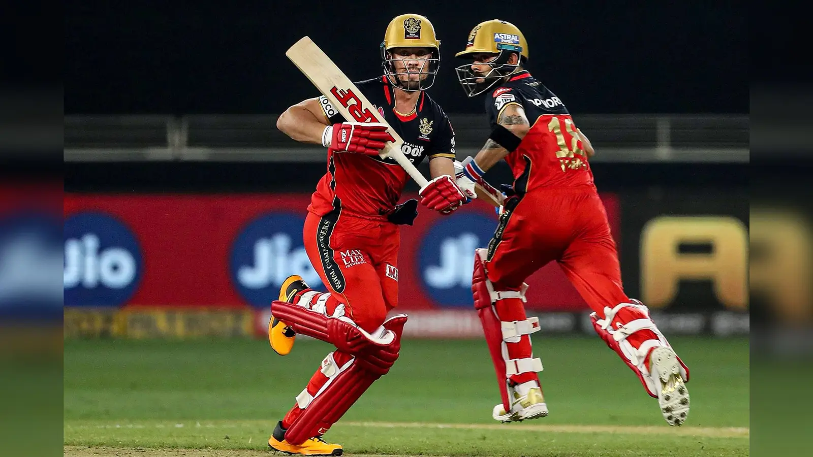 IPL 2020, MI vs RCB : ईशान किशन की 99 रनों की पारी गई बेकार, बैंगलोर ने जीता सुपर ओवर