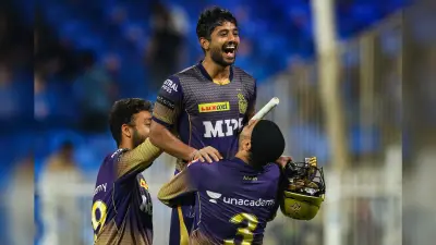 IPL 2021: राहुल त्रिपाठी के छक्के से दिल्ली को हराकर केकेआर फाइनल में, अब चेन्नई से भिड़ंत