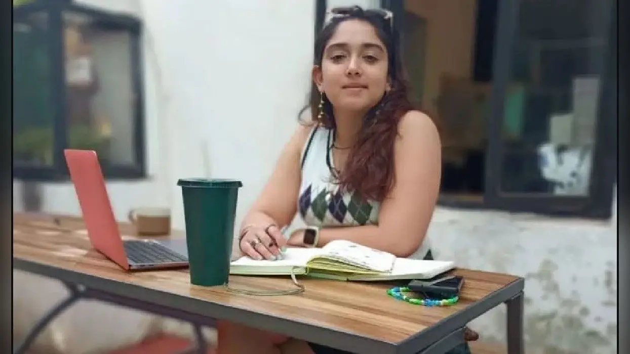 आमिर खान की बेटी आइरा का लेटेस्ट पोस्ट वायरल, स्टारकिड ने ‘नकली मुस्कान’ को लेकर कही ये बात