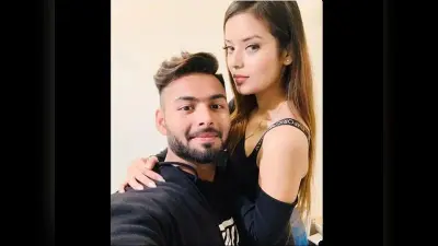 ऋषभ पंत की गर्लफ्रेंड किसी बॉलीवुड एक्ट्रेस से नहीं है कम, सोशल मीडिया पर लाखों लोग करते हैं फॉलो