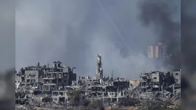 Israel Hamas : गाजा की लड़ाई में हिजबुल्लाह की एंट्री! अमेरिका को दी बड़ी चेतावनी, कहा- सभी विकल्प खुले